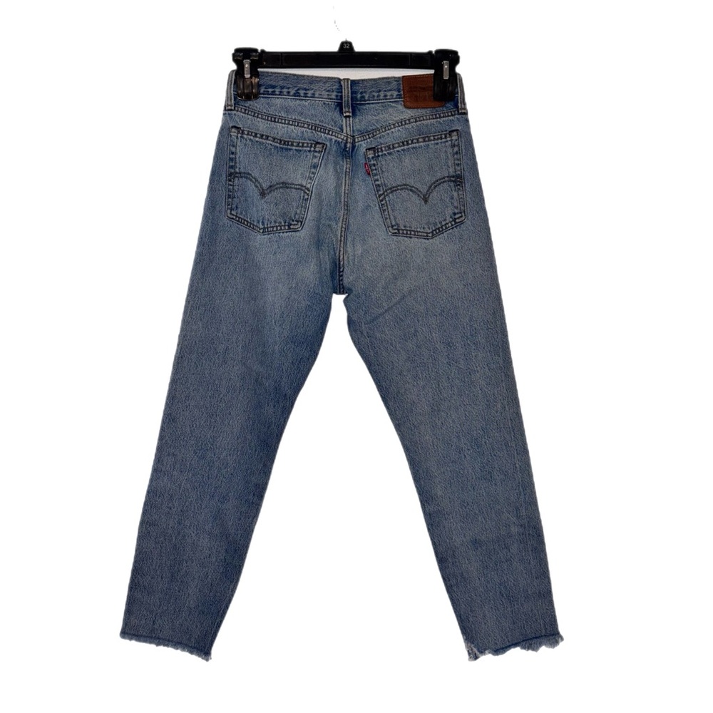Levi’s Classic Blue Women's button fly Jeans - Picture 4 of 10